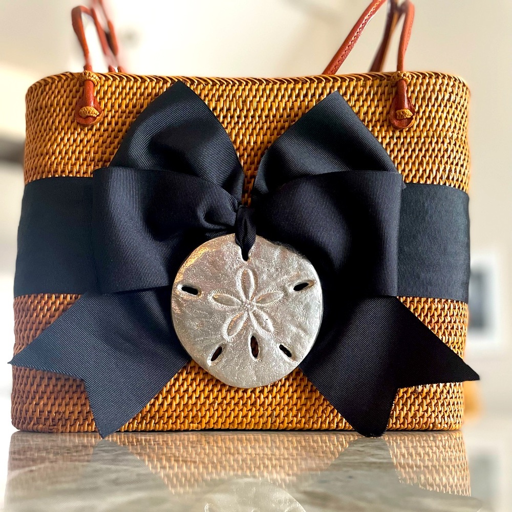 Bosom Buddy Bags lg Charlotte black bow and silver sanddollar embellishments